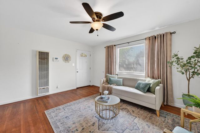 4349 Olivehurst Ave, Olivehurst, CA 95961