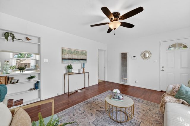 4349 Olivehurst Ave, Olivehurst, CA 95961