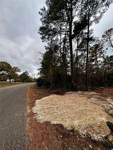 15172 Cherry Laurel Lane, Navasota, TX 77868