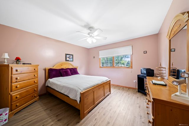 6625 W 91ST Place, Oak Lawn, IL 60453