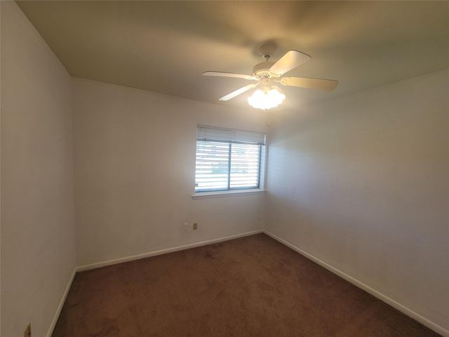 7523 Beaudelaire Circle, Galveston, TX 77551