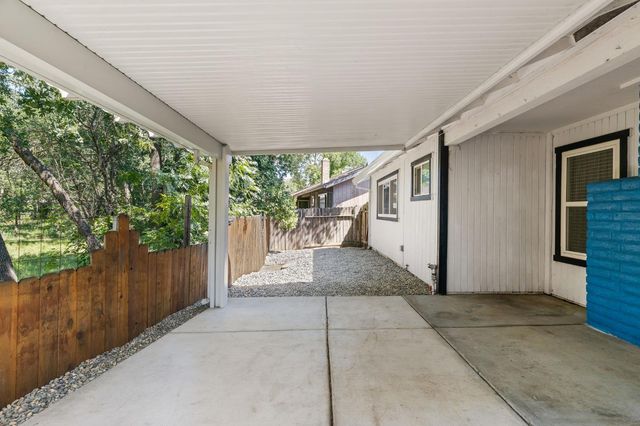 6007 Broken Arrow Ct, Citrus Heights, CA 95621