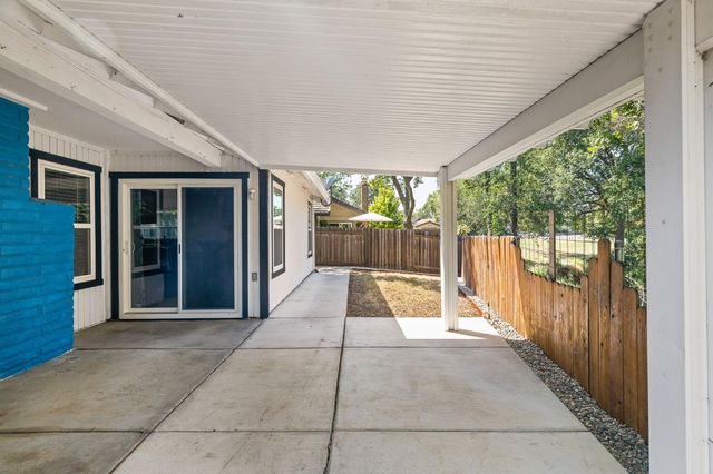 6007 Broken Arrow Ct, Citrus Heights, CA 95621