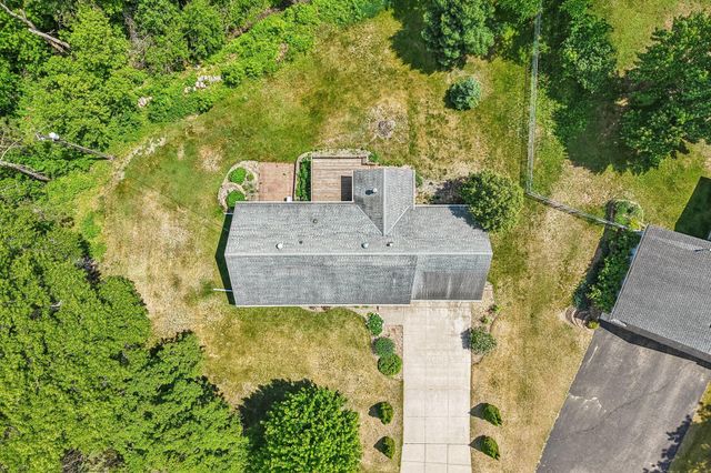 5489 270th Street, Wyoming, MN 55092