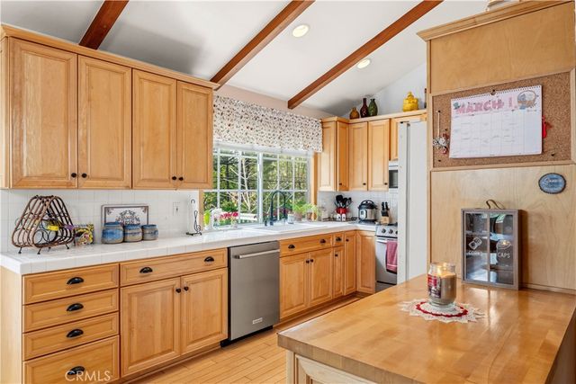 5375 Chaumont, Wrightwood, CA 92397