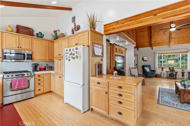 5375 Chaumont, Wrightwood, CA 92397