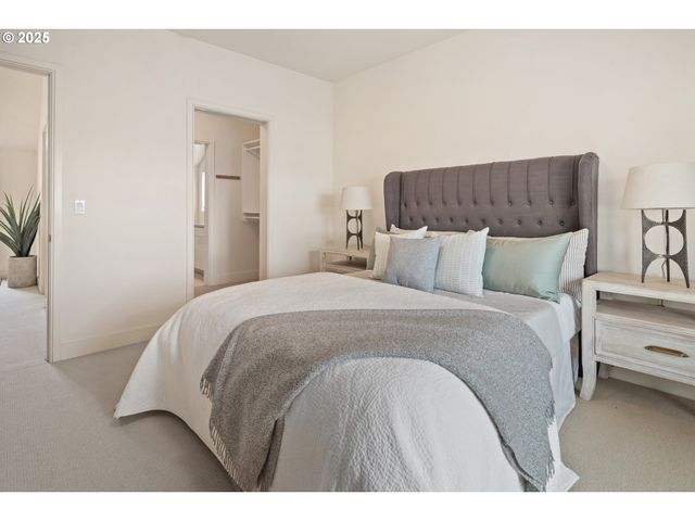 8703 Se PORTER Cir, Vancouver, WA 98664