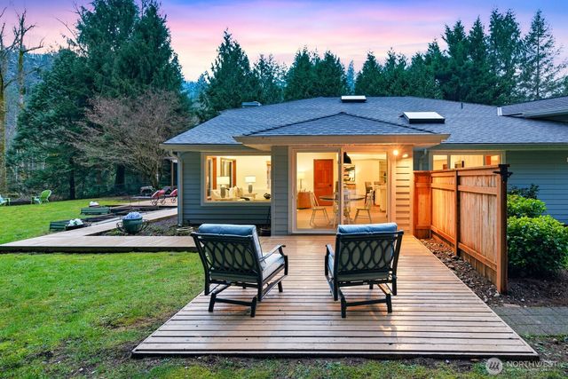 12407 Upper Preston Road SE, Issaquah, WA 98027