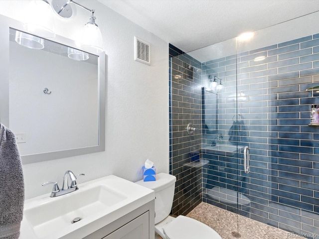 2691 Spruce St, Denver, CO 80238