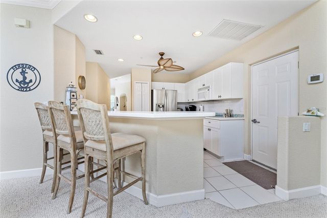 3485 SUNSET KEY CIRCLE 101, Punta Gorda, FL 33955