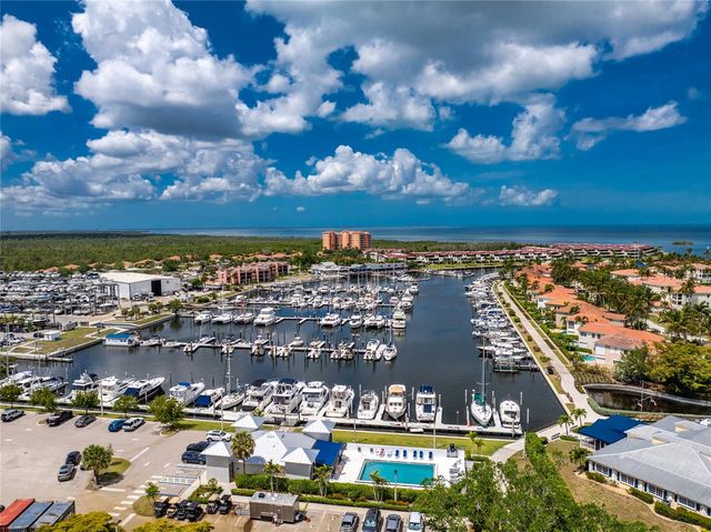 3485 SUNSET KEY CIRCLE 101, Punta Gorda, FL 33955