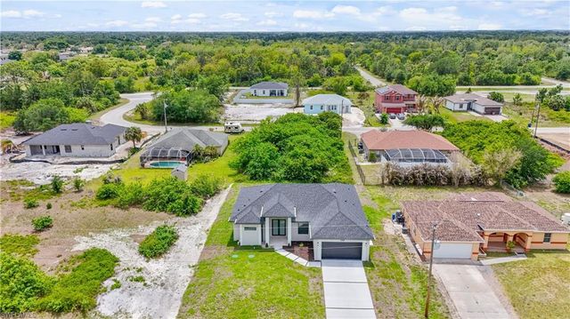 548 Long Island ST E, Lehigh Acres, FL 33974