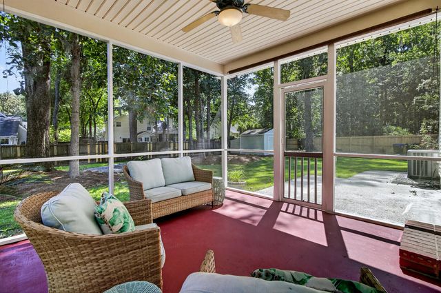 111 Bonneau Court, Summerville, SC 29485