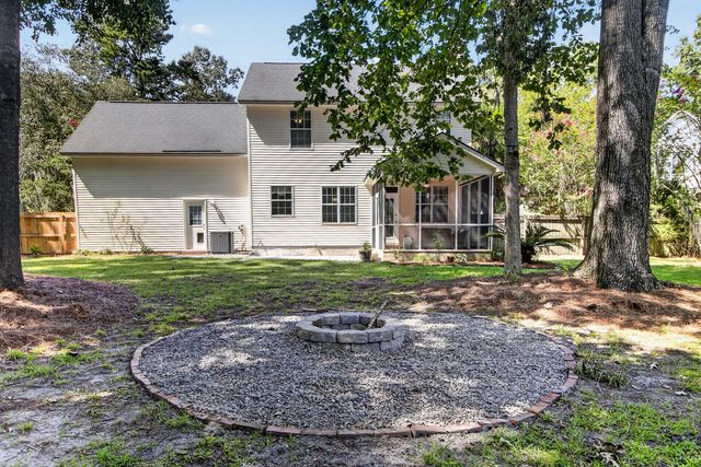 111 Bonneau Court, Summerville, SC 29485
