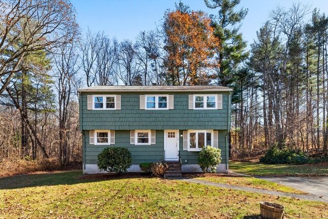 12 Hickory Ln 12, Burlington, MA 01803