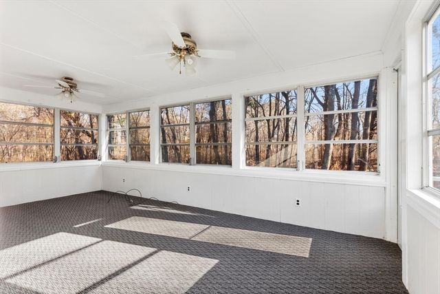 12 Hickory Ln 12, Burlington, MA 01803