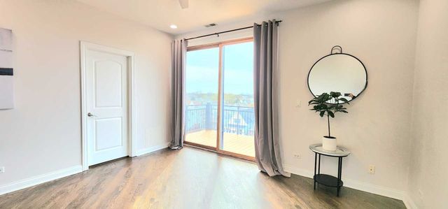 4002 S WESTERN Avenue 4, Chicago, IL 60609