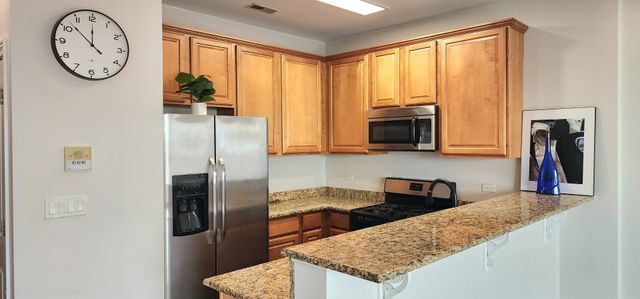 4002 S WESTERN Avenue 4, Chicago, IL 60609