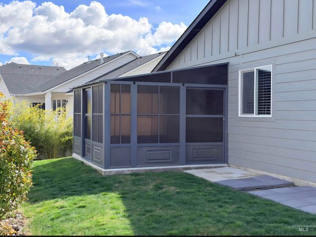 5056 W Sands Basin Dr., Meridian, ID 83646