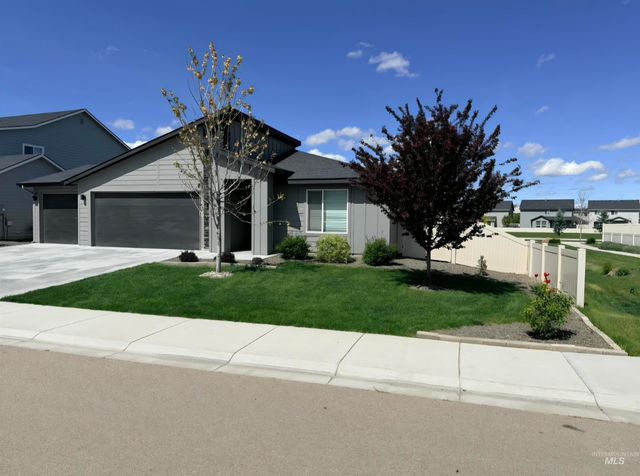 5056 W Sands Basin Dr., Meridian, ID 83646