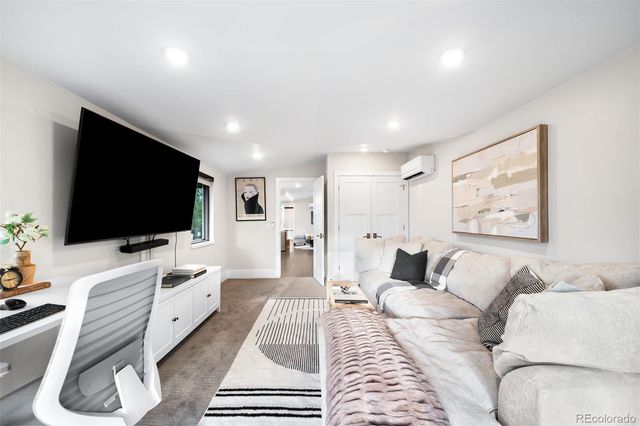 750 Bellaire Street, Denver, CO 80220