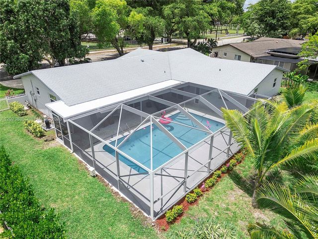 6241 SW 16th St, Plantation, FL 33317