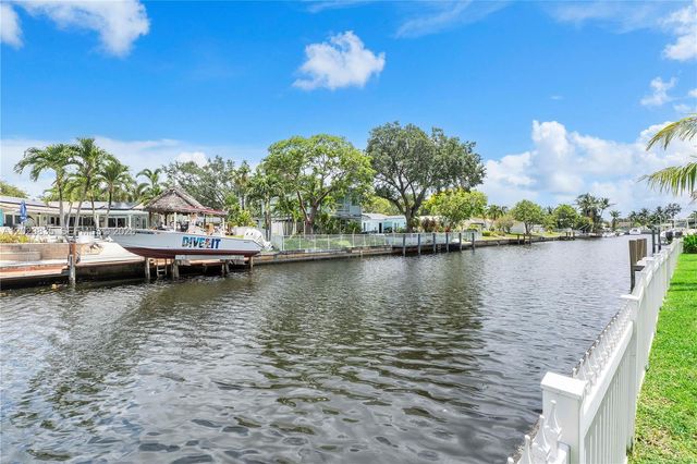 6241 SW 16th St, Plantation, FL 33317