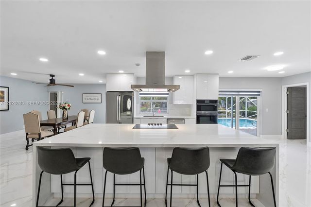 6241 SW 16th St, Plantation, FL 33317