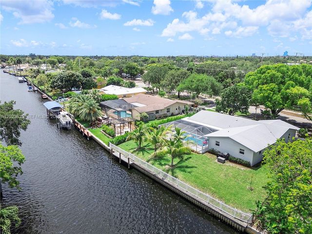 6241 SW 16th St, Plantation, FL 33317