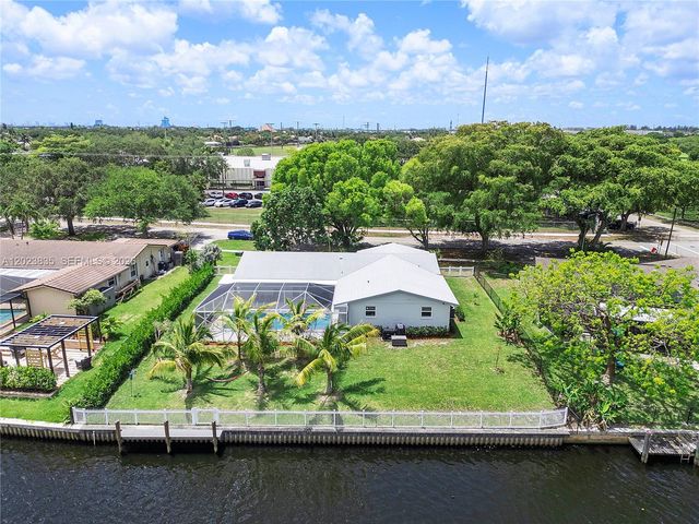 6241 SW 16th St, Plantation, FL 33317