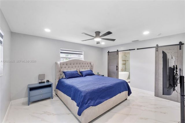 6241 SW 16th St, Plantation, FL 33317