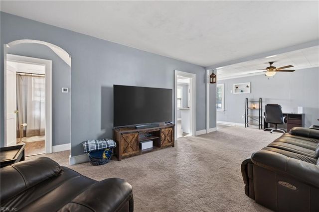 83 Oregon Ave AVE, Portsmouth, VA 23701