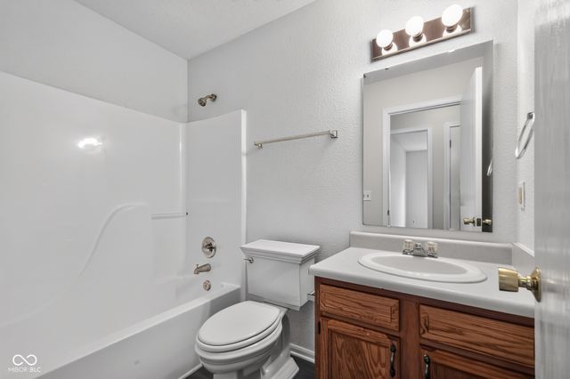 4260 Village Trace Drive, Indianapolis, IN 46254