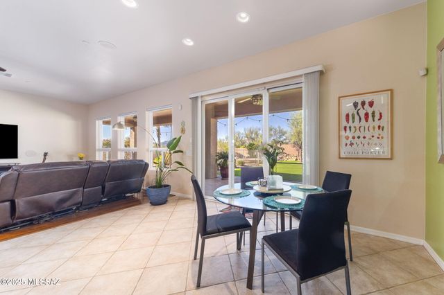 732 W Burntwater Drive, Oro Valley, AZ 85755