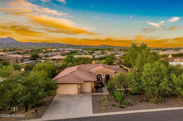 732 W Burntwater Drive, Oro Valley, AZ 85755