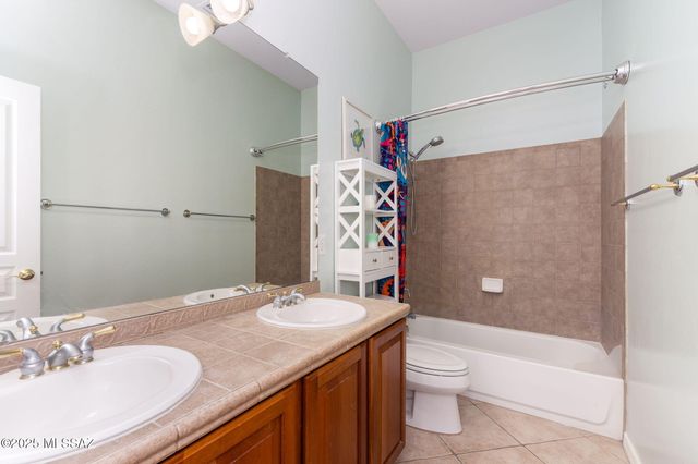 732 W Burntwater Drive, Oro Valley, AZ 85755