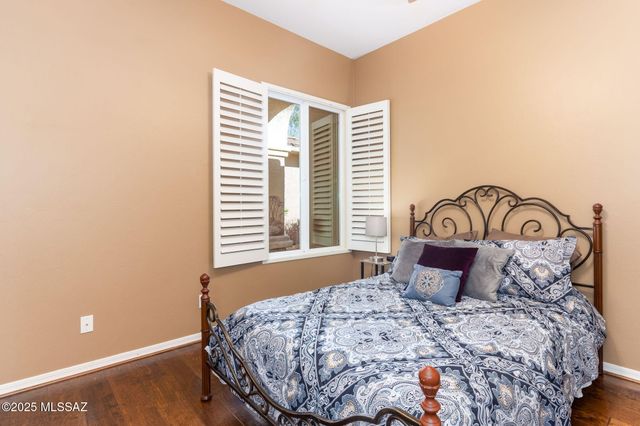 732 W Burntwater Drive, Oro Valley, AZ 85755