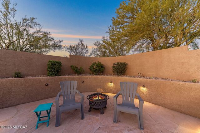 732 W Burntwater Drive, Oro Valley, AZ 85755