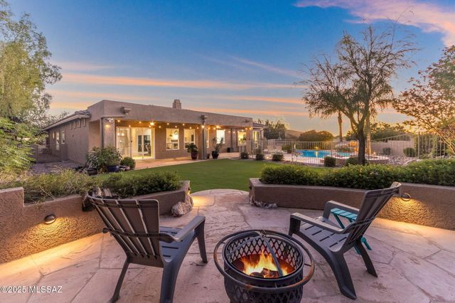 732 W Burntwater Drive, Oro Valley, AZ 85755