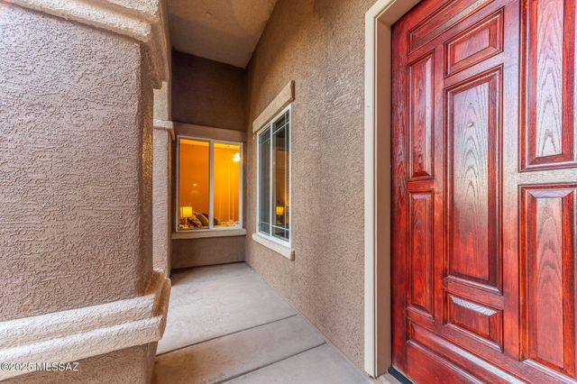 732 W Burntwater Drive, Oro Valley, AZ 85755