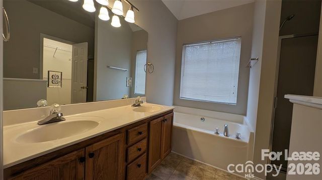980 Lynnview Court, Kannapolis, NC 28081