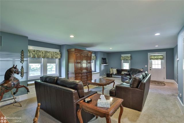 1404 Sugar Hollow Road, Chestnuthill Twp, PA 18353
