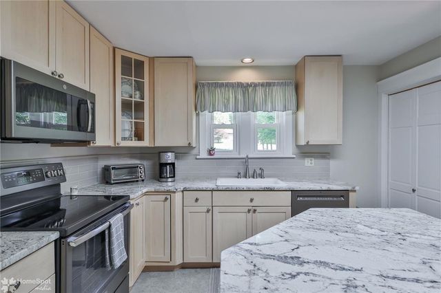 1404 Sugar Hollow Road, Chestnuthill Twp, PA 18353