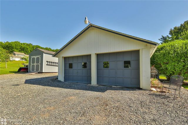 1404 Sugar Hollow Road, Chestnuthill Twp, PA 18353