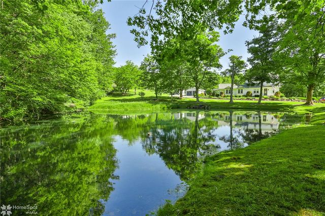 1404 Sugar Hollow Road, Chestnuthill Twp, PA 18353