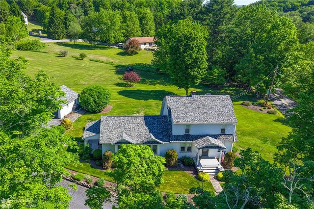 1404 Sugar Hollow Road, Chestnuthill Twp, PA 18353