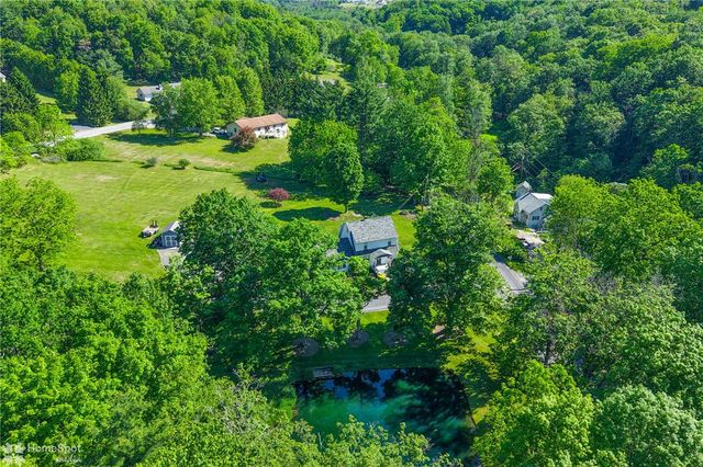 1404 Sugar Hollow Road, Chestnuthill Twp, PA 18353