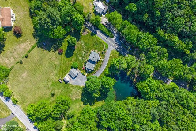 1404 Sugar Hollow Road, Chestnuthill Twp, PA 18353