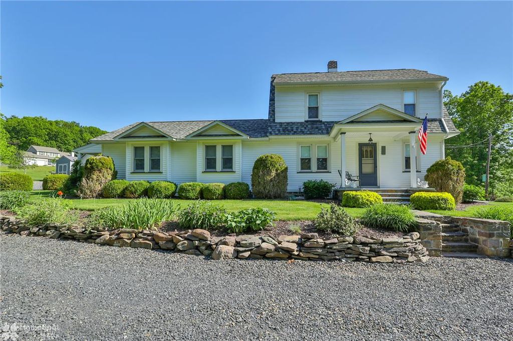 1404 Sugar Hollow Road, Chestnuthill Twp, PA 18353