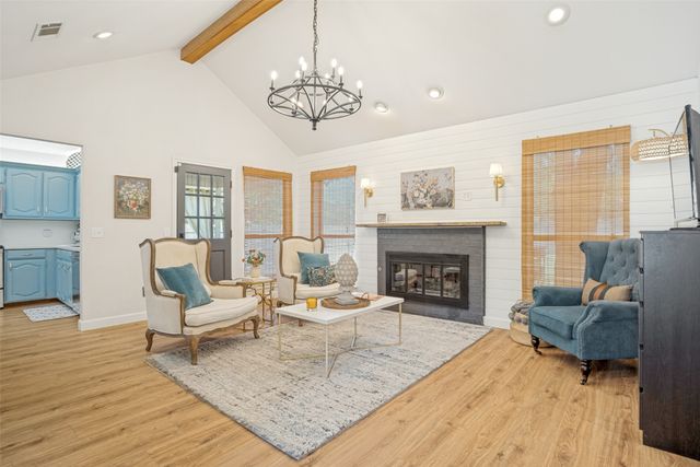 8201 Christie Drive, Frisco, TX 75033